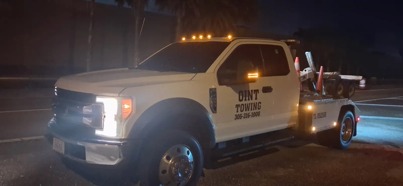 Car Lockout Service — Oint Towing INC